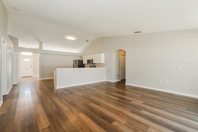 Photo - 232 Tiffany Ct