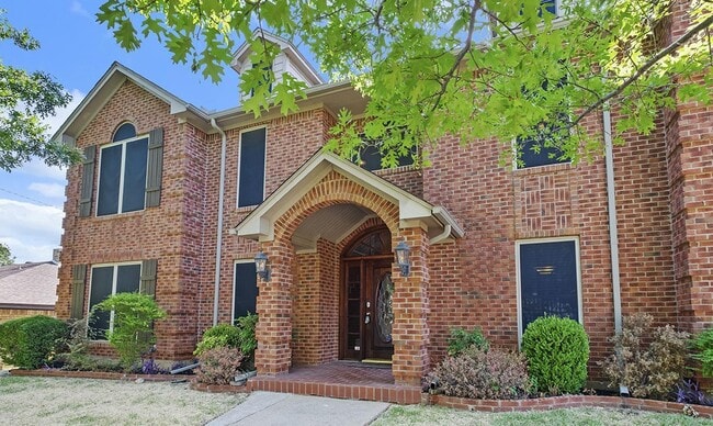 Photo - Spacious Arlington home near River Legacy Park