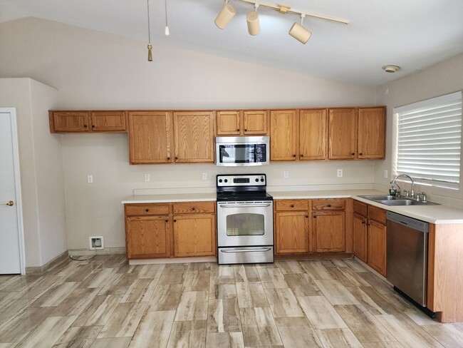 Photo - 12633 W Clarendon Ave