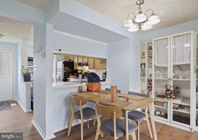 Photo - 1654 Devil Ln