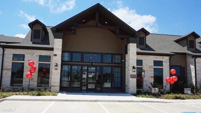 Photo - 1 br, 1 bath Condo - 9387 FM 1960 Bypass W...