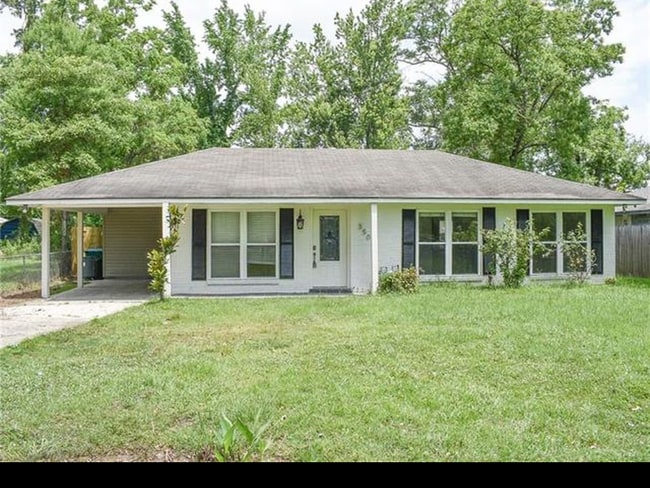 Photo - 350 E Pecan St