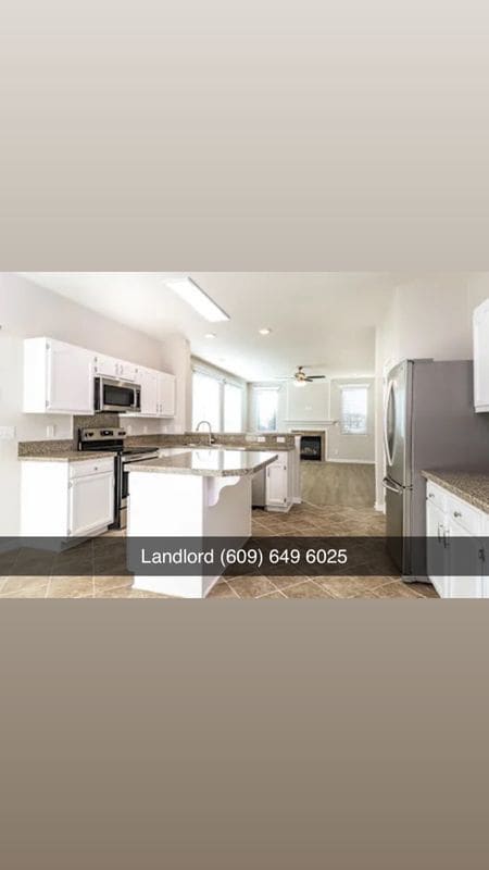 Photo - 17311 Commons Crossing Dr
