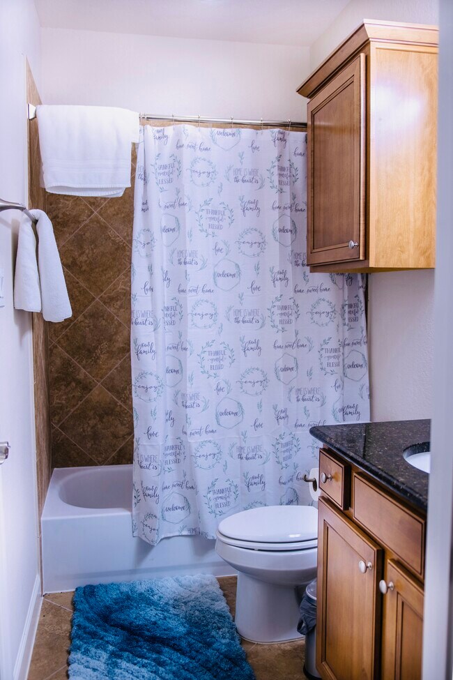 Photo - 1325 Delano St