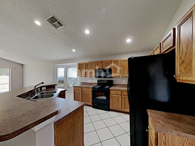 Photo - 503 Tree Shore Dr