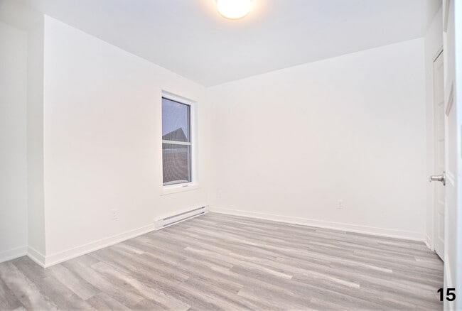 Photo - 1611 Av. de la Gare
