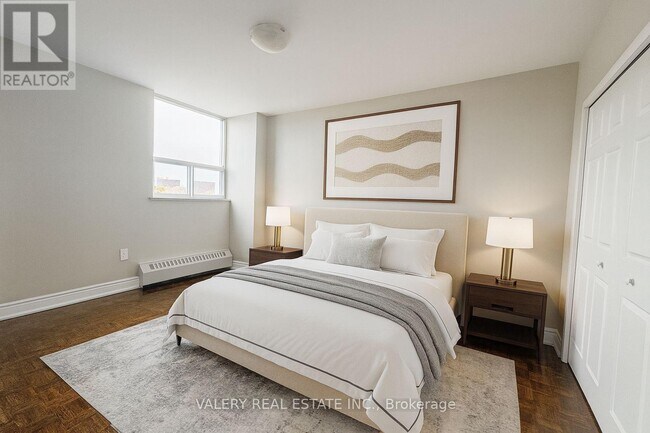 Photo - 890 Jane St Unit 701