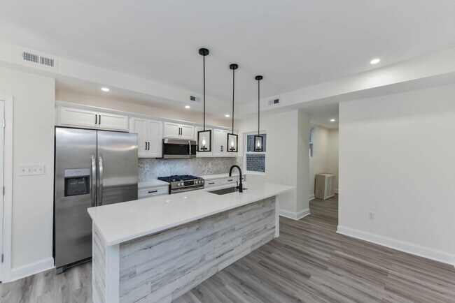 Photo - 3108 Brighton St