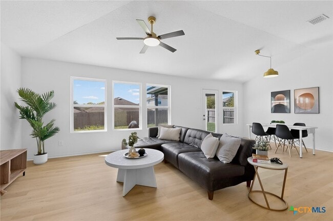 7306 Concerto Dr