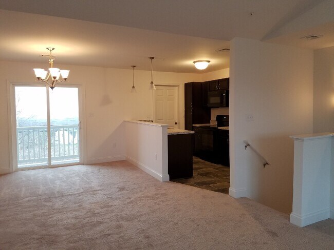 Photo - Hummelstown, 2 Bedroom 2 Bath Garden Home!