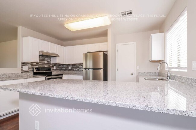 Photo - 23854 W Hadley St