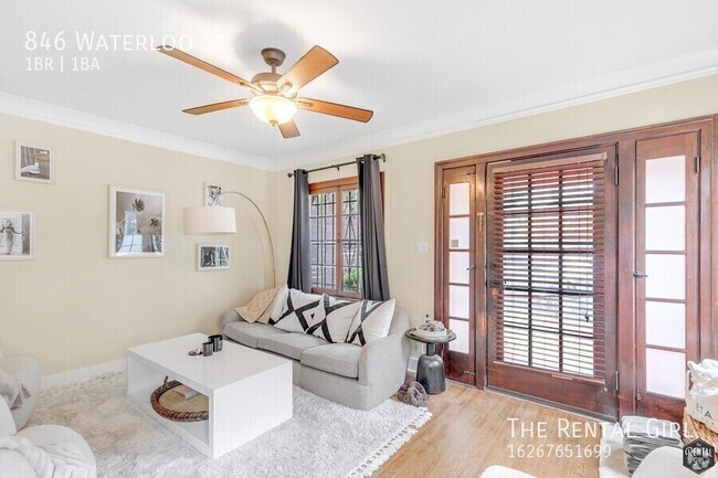 Building Photo - Timeless Echo Park Duplex | Available Firs... Rental