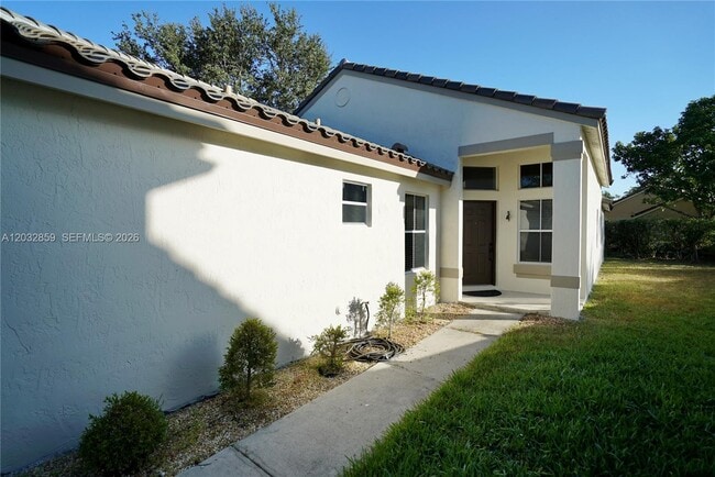 Photo - 658 Stanton Dr