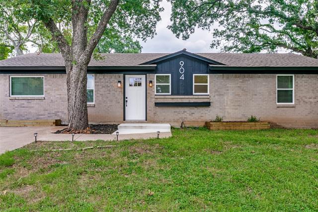 Photo - 904 Bryan Dr
