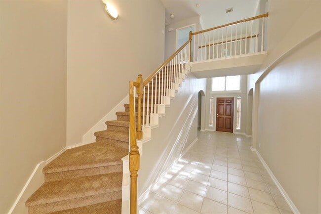 Photo - 407 Groveton Ridge Ln