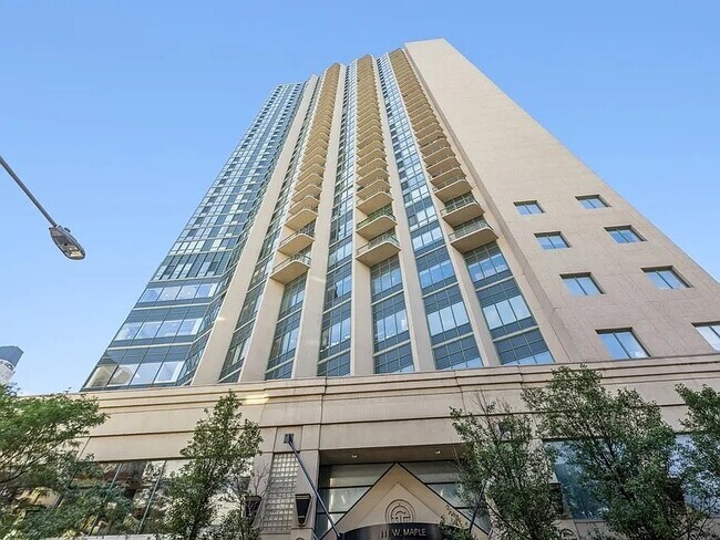 Photo - 111 W Maple St