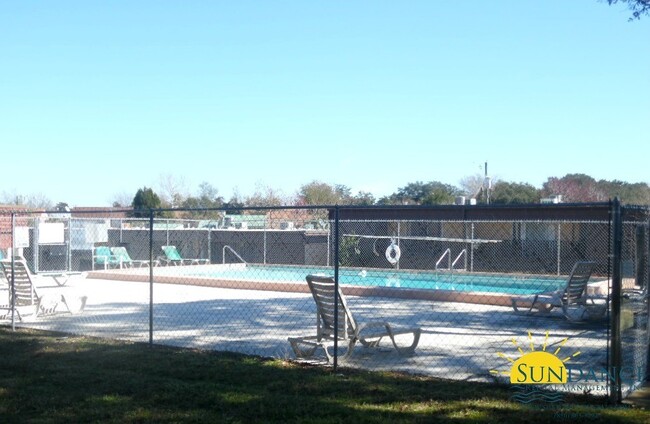 Photo - Cozy 2 Bedroom Condo in Spanish Villas!