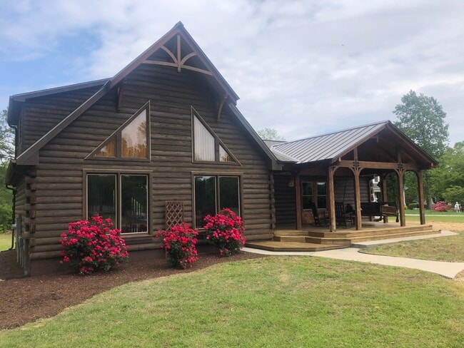 Photo - 841 Treasure Point Rd