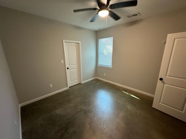 Photo - 873 Decatur St