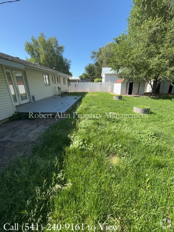 Building Photo - 724 SW 37th St Rental