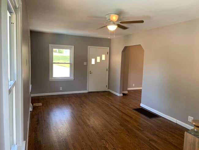 Living room 2 - 2050 New Linden Rd