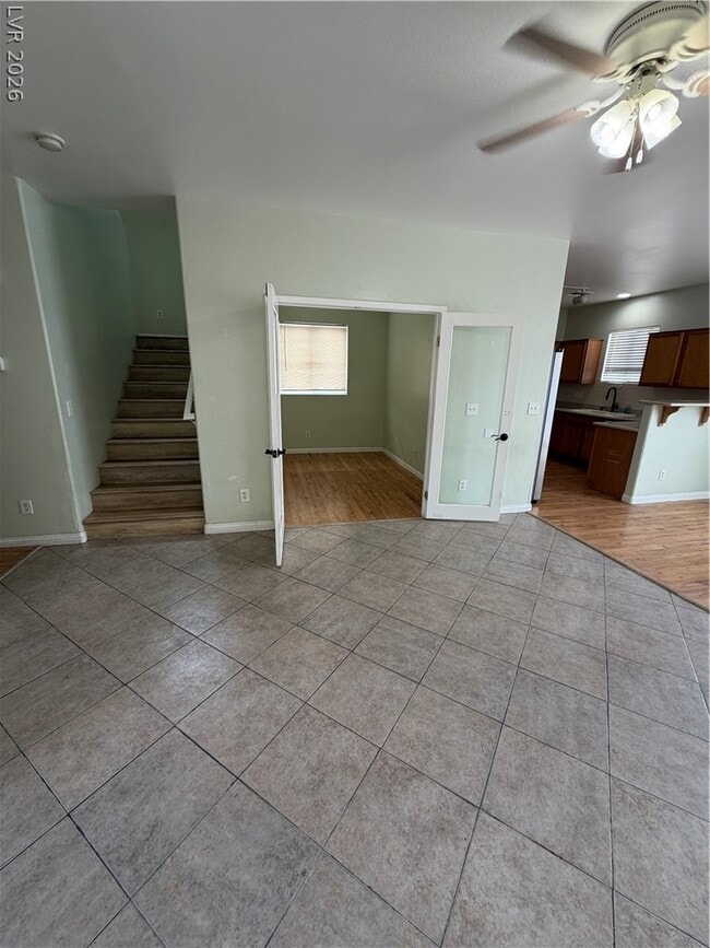 Photo - 3814 Kit Fox St