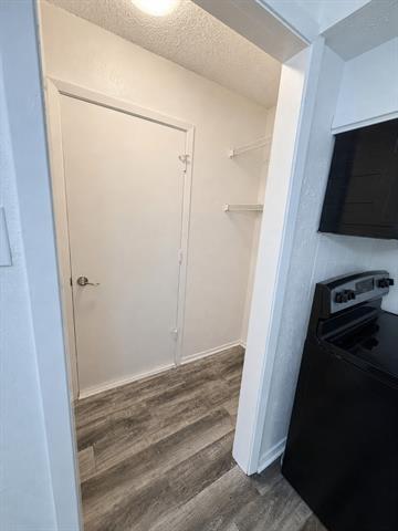 5309 Holly Trail