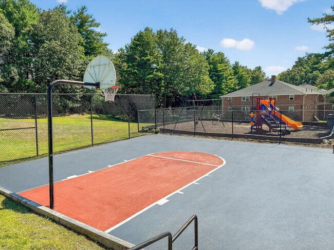 Eagle Rock Apartments at Nashua