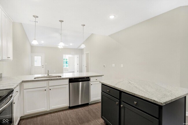 Photo - 1905 Chambers Dr