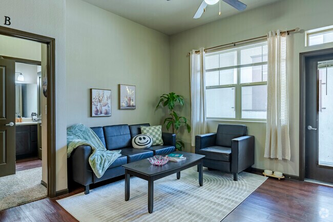 4BR, 4BA - 1,356 SF - The Republic