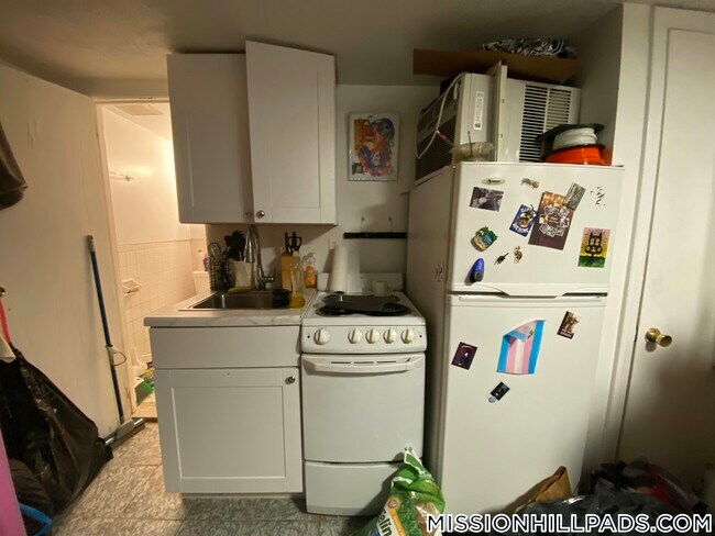 Photo - 28 S Huntington Ave Unit B2