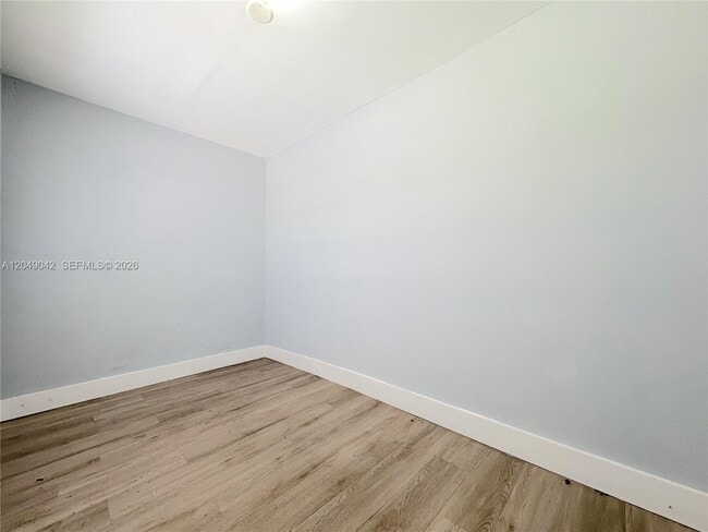 Photo - 1825 McKinley St Unit 1-2