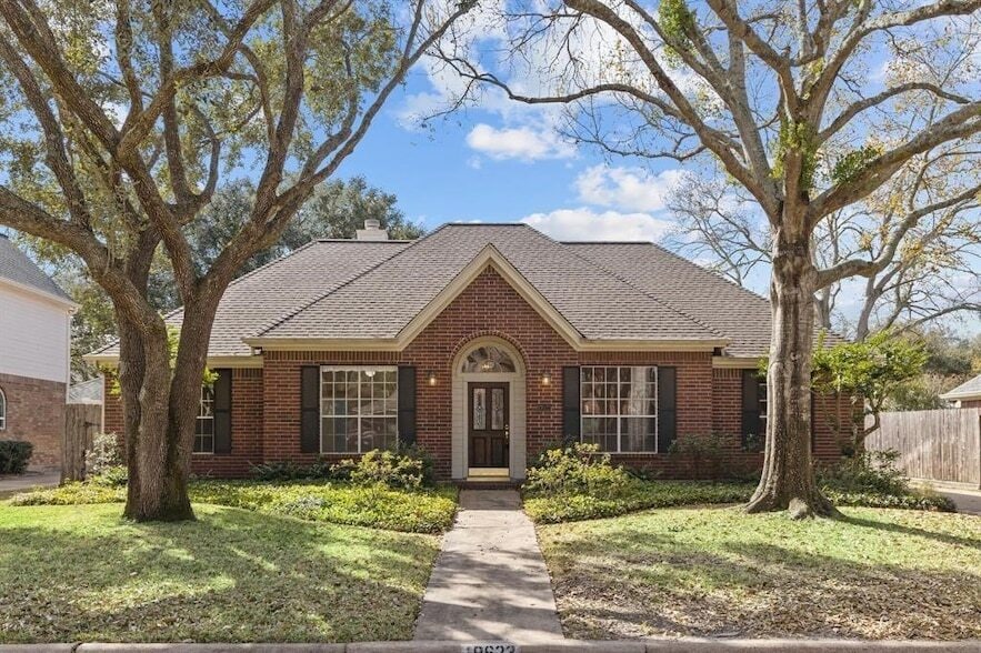 Photo - 19623 Mills Meadow Ln