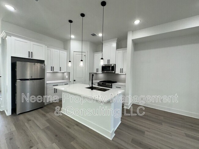 Photo - 1711 Ruth St