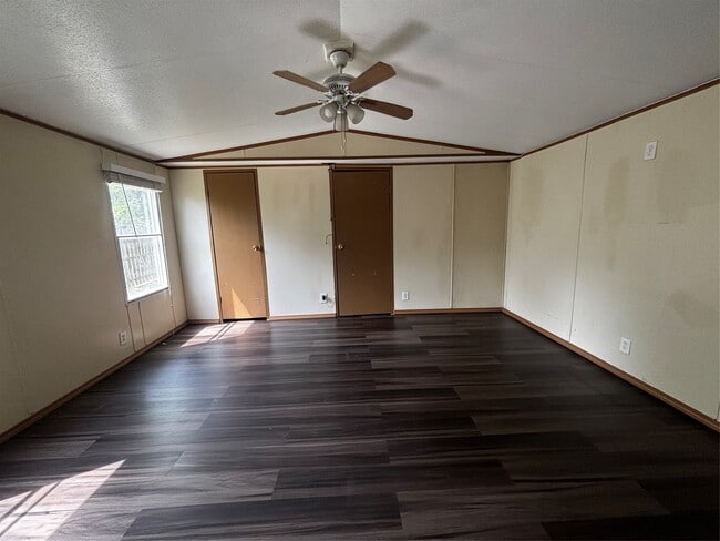 Photo - 508 Smith Hill Rd