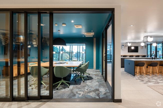 Co-Work Lounge - Jackson Apartments