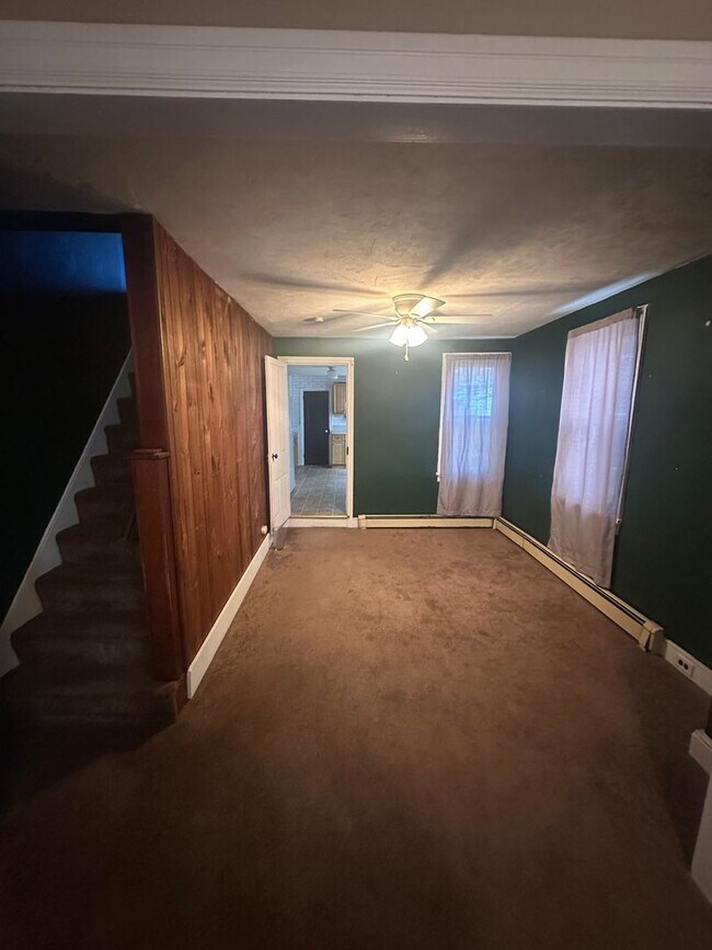 Photo - 451 Cherry St