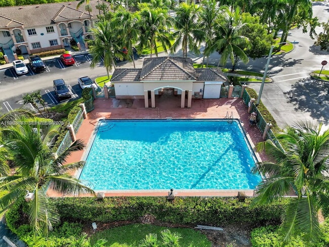 Building Photo - 1260 SE 31st Ct