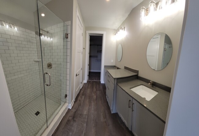 Bathroom and walk-in closet #1 - 232 Mulberry St Unit 232 Mulberry St