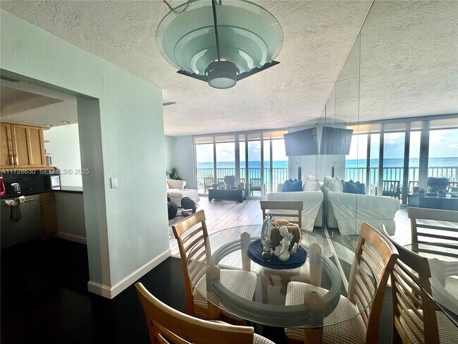 Photo - 400 N Surf Rd Unit 701