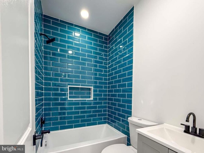 Photo - 30 Haddon Ave Unit 17