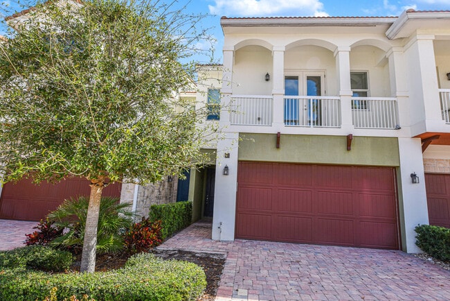 Building Photo - 100 NW 69th Cir Rental
