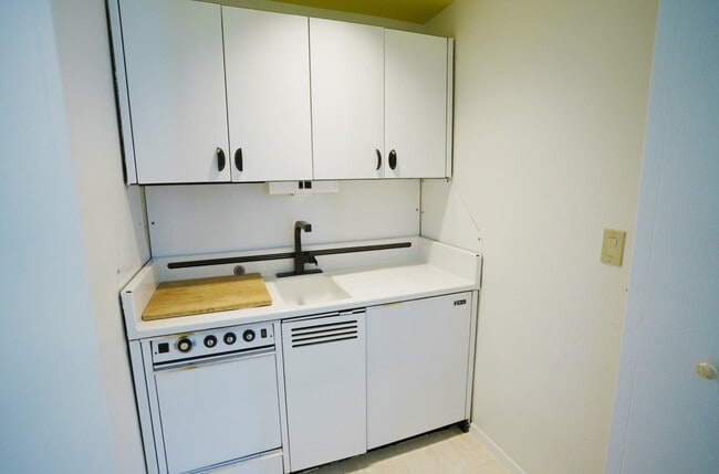 Photo - 1244 N Dearborn St Unit 3R