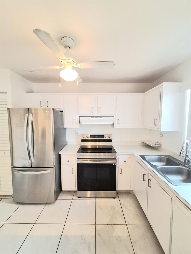 Photo - 4155 NW 90th Ave Unit 201