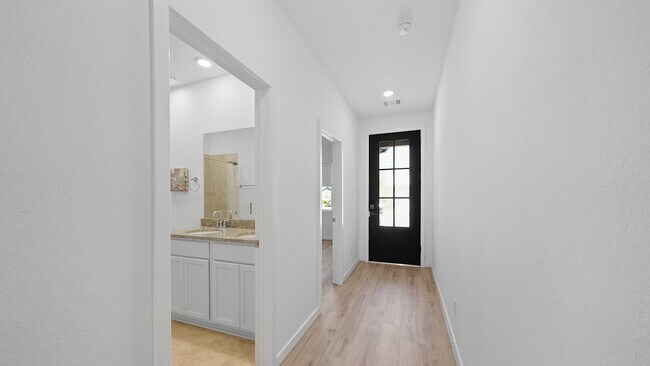 Photo - 7211 Greenbriar Bnd Ct