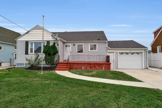 Photo - 76 Stearns Ave