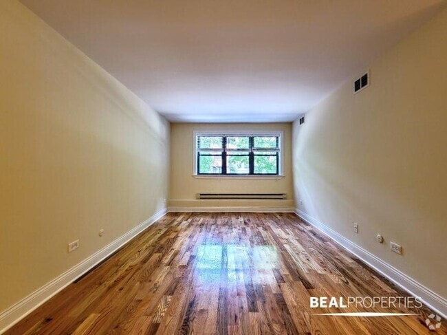 Building Photo - 1 bedroom in CHICAGO IL 60614 Unit 501 Rental