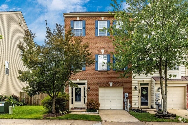 Building Photo - Twin Arch Crossing Rental