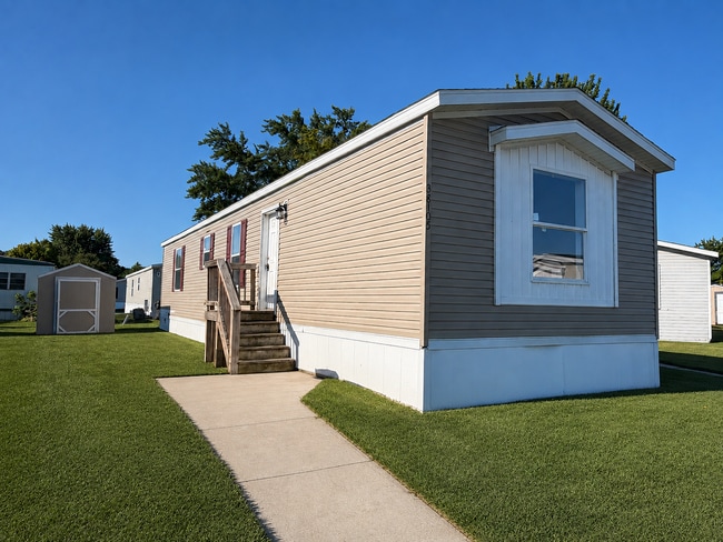 Building Photo - 38105 Orleans St