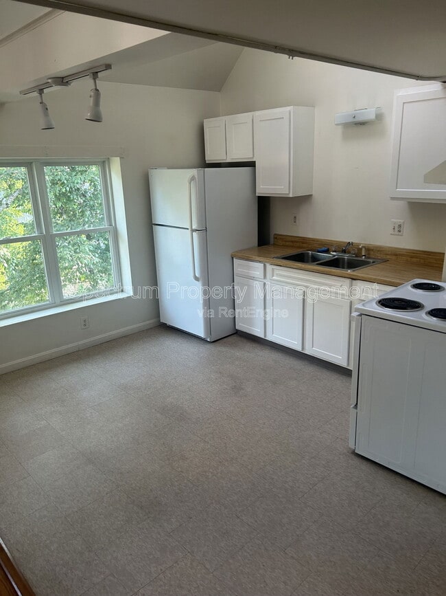 Photo - 10 Railroad Square Unit 201